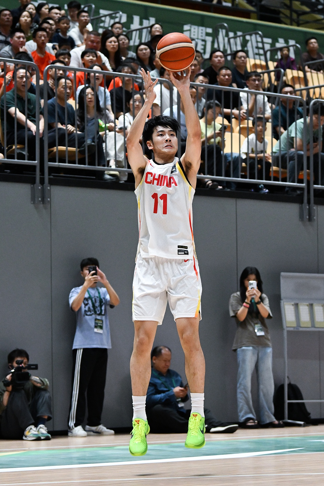 稳定出色发挥!张博源17中8砍下全场最高22分外加8板1助