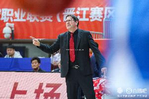 乐鱼体育下载-媒体人:凯撒下赛季将继续执教福建男篮 6月初归队