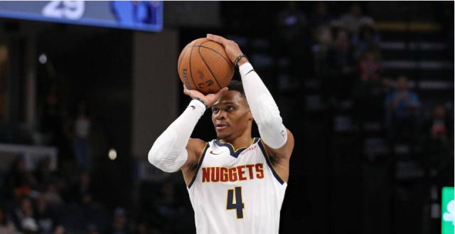 1744192866221043791.png 乐鱼体育-【观点】底薪不如的韦少 真是掘金塌房的第一罪人?