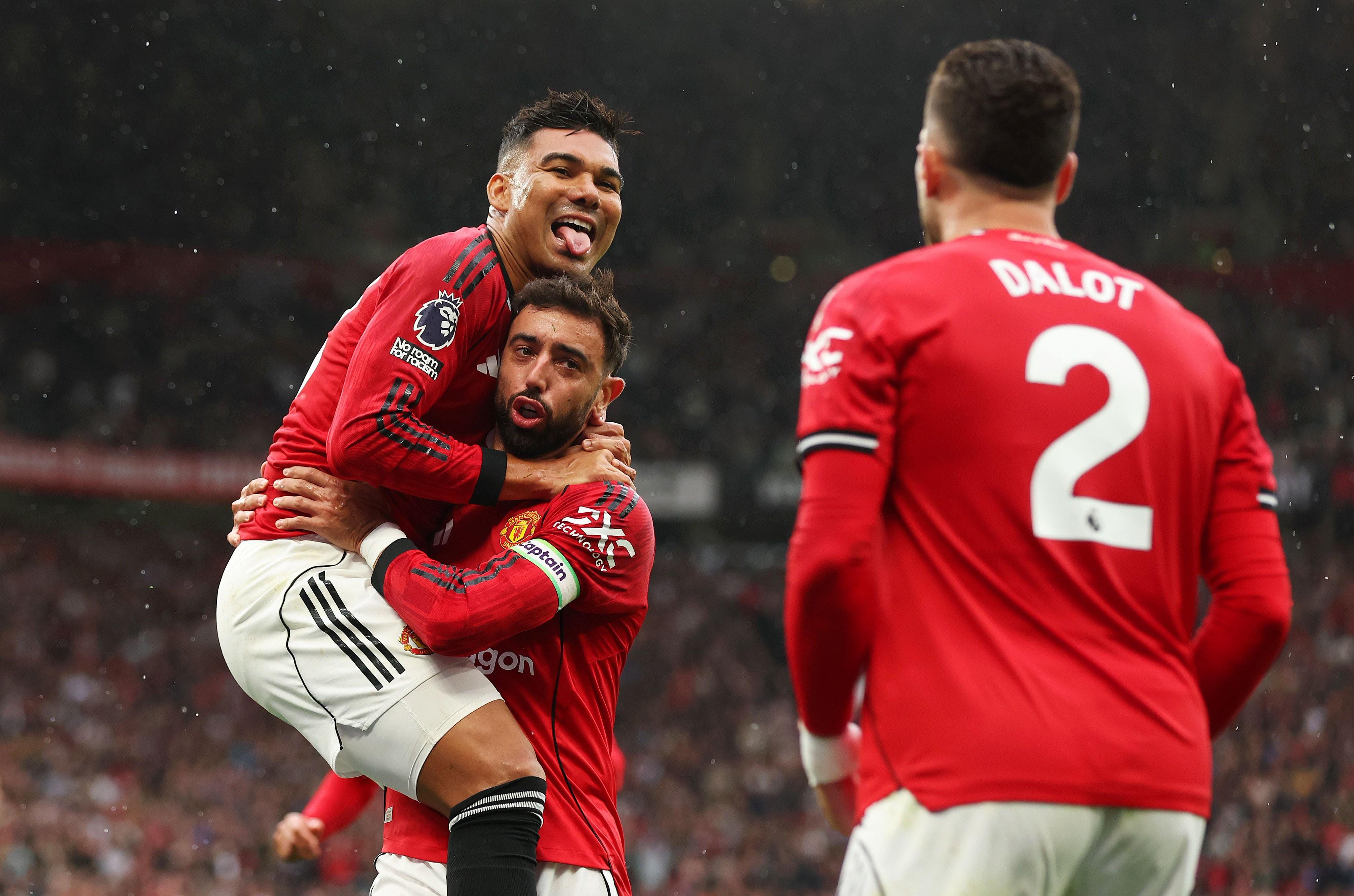 乐鱼体育下载-轰轰烈烈,曼联补时点射绝杀伯恩利迎来赛季首胜