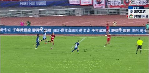 1727618448085085916.gif 乐鱼体育下载-【中超】若卡补射徐浩峰被罚下 三镇1比0胜十人河南