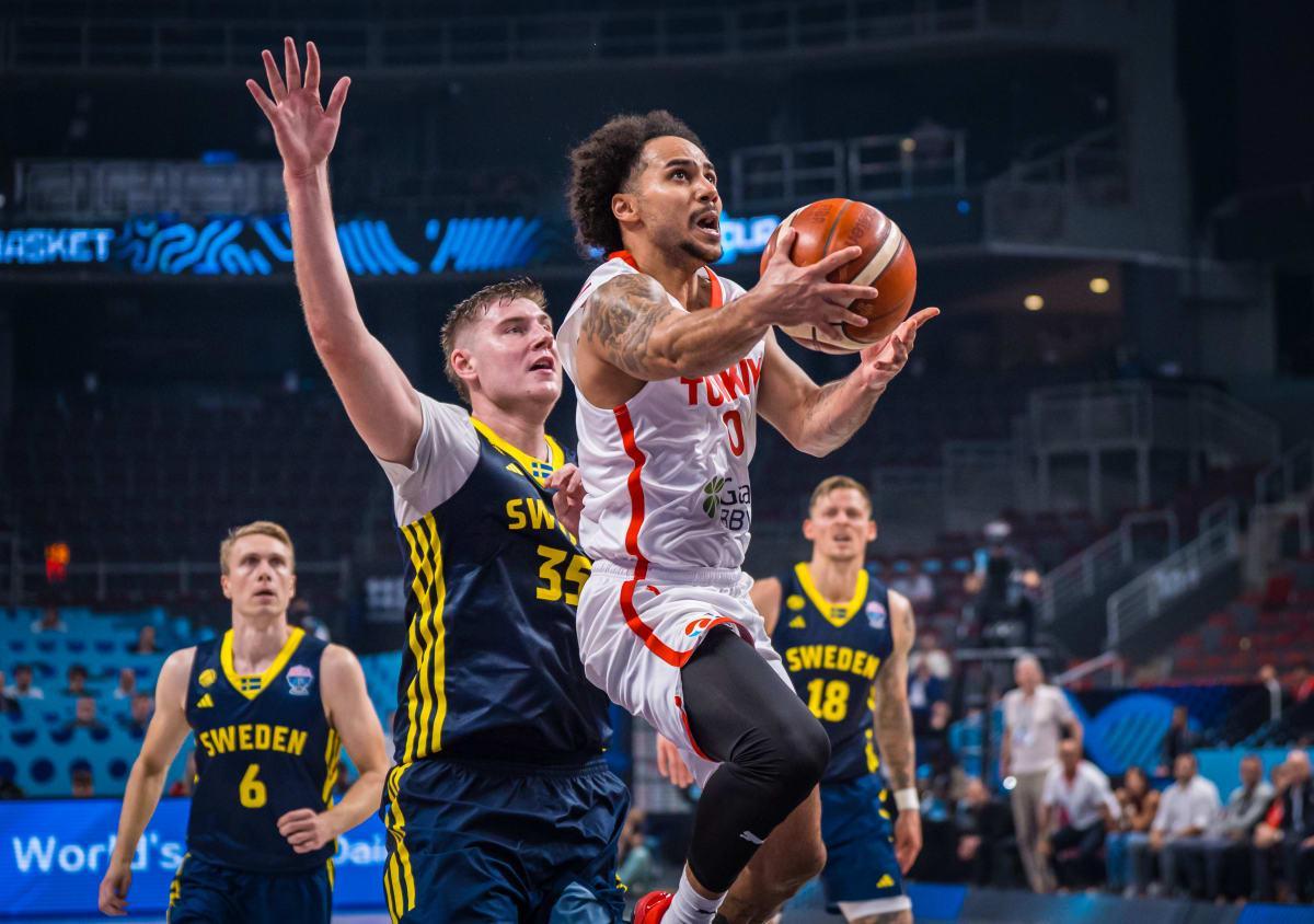 乐鱼网站-一塌糊涂的表现!前独行侠首轮秀到了欧锦赛淘汰赛怎么突然失常了