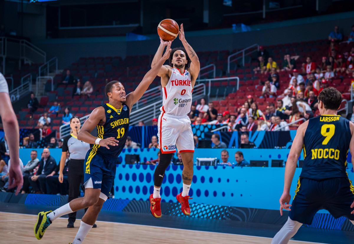 乐鱼网站-一塌糊涂的表现!前独行侠首轮秀到了欧锦赛淘汰赛怎么突然失常了