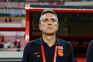 乐鱼网站-媒体人谈国足首发:打强队就是简单的扎紧篱笆墙+大脚放狗