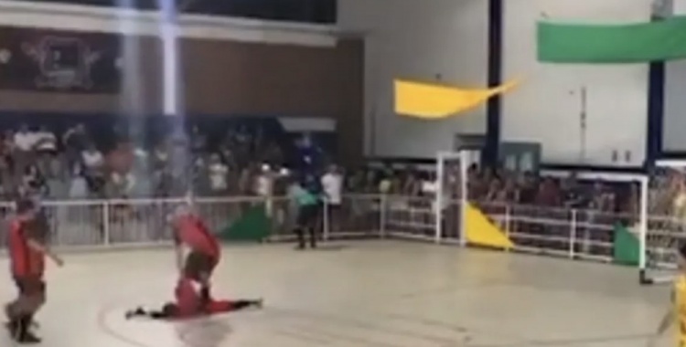 乐鱼网站-巴西五人制门将扑救点球后不幸离世，足坛陷入悲痛