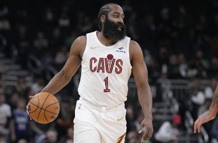 乐鱼网站-NBA交易果然最成功，一个超级助攻王，带动全队集体爆发|詹姆斯·哈登|阿伦|骑士|斯特鲁斯|莫布里_新浪体育_新浪新闻